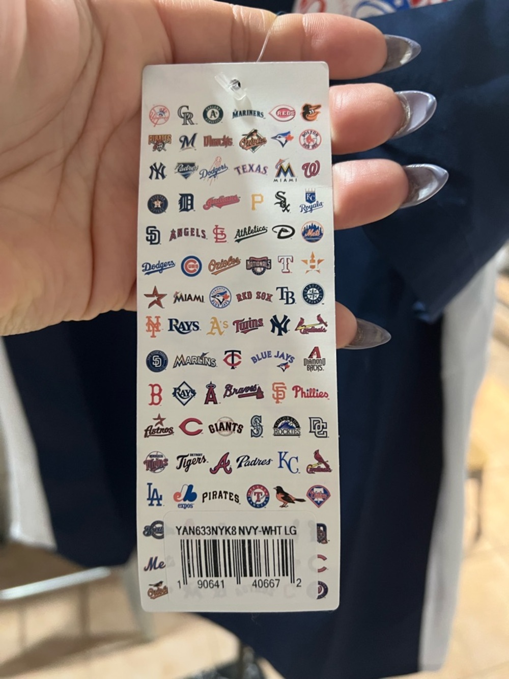 NWT: NEW YORK YANKEES Button Down Top - Picture 3 of 7